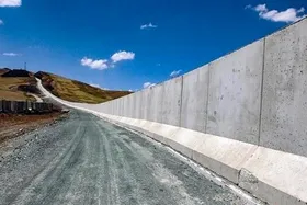 آخرین وضعیت دیوارکشی مرز&zwnj;های مشترک ایران و افغانستان | ۸۱ کیلومتر دیوارکشی شد (۲۷ اردیبهشت ۱۴۰۴)