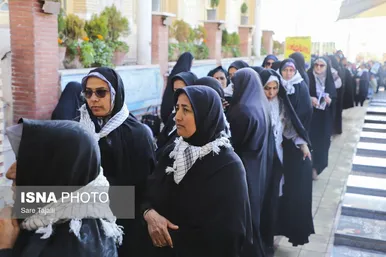 عکس‌هایی از مراسم سالگرد شهادت حاج قاسم سلیمانی در گلزار شهدای کرمان