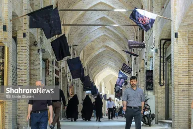 گزارش تصویری | اکران‌های شهری ماه محرم در مشهد