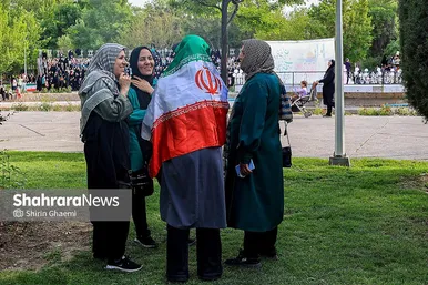 اجتماع بزرگ دختران و نور کرامت در مشهد