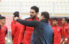 واکنش عجیب اینستاگرامی علیرضا حقیقی به پرسپولیسی شدن لک