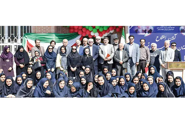 هدیه آموزگار پس از مرگ