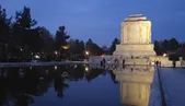 بازدید از آرامگاه فردوسی امروز یکشنبه رایگان است (۲۴ اردیبهشت ۱۴۰۲)