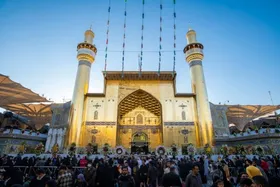 &nbsp;گلدسته طلایی حرم امام علی (ع) رونمایی شد