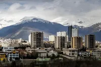 بازار مسکن در انتظار تثبیت نرخ دلار (۱۹ اسفند ۱۴۰۲)