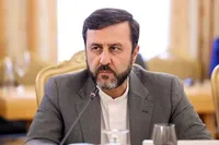 غریب‌آبادی: ایران به دنبال نگه‌داشتن کشتی‌ها پشت تنگه هرمز نیست