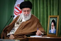 پیام تسلیت رهبر انقلاب در پی درگذشت برادر حجت‌الاسلام قمی