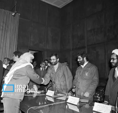 عکس‌هایی از شهید «سید کمال خرازی» در گذر ایام