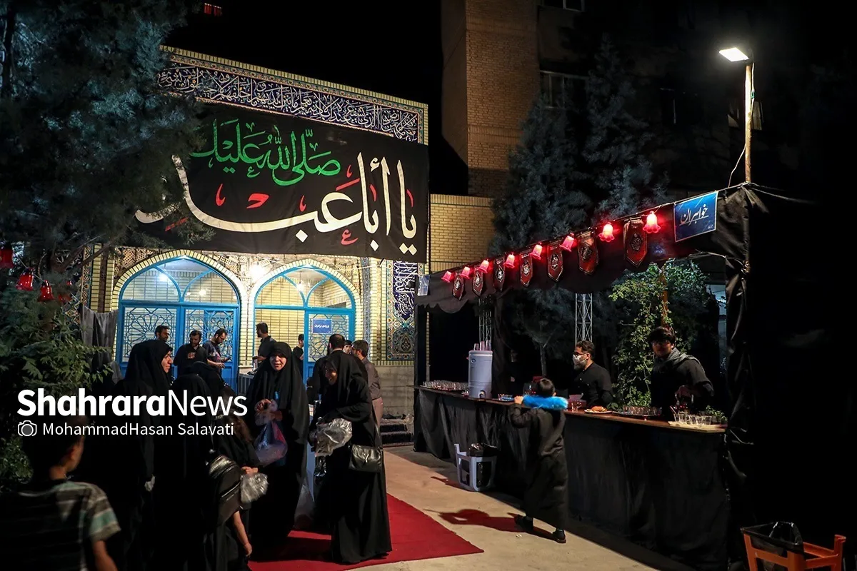 ویدئو| خدمت در هیئت، برکت عمر است | روایتی از دلدادگی خادمان هیئت محبان‌الزینب(س) مشهد