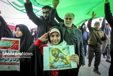 گزارش تصویری | پرچم بالاست