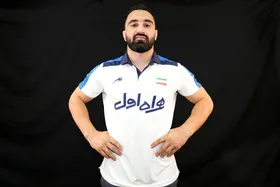 نتیجه و فیلم کشتی اول مجتبی گلیج برابر نماینده ایتالیا در مسابقات جهانی بلگراد ۲۰۲۳