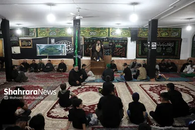 مراسم عزاداری شب هفتم محرم در حسینیه سادات نبی مهاجران افغانستانی‎