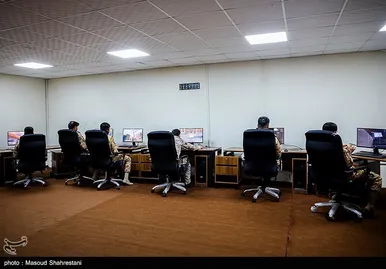 گزارش تصویری | رونمایی از پهپادهای جدید انتحاری و شناسایی سپاه