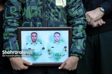 اجتماع عزاداران فاطمی و تشییع پیکر ۱۲ شهید گمنام دفاع مقدس و ۲ شهید حادثه تروریستی راسک در مشهد