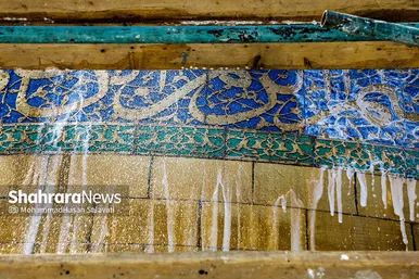 شست و شوی گنبد منور رضوی در آستانه سال نو و ماه مبارک رمضان