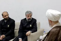 تدریس حضرت آیت‌الله سبحانی در مدرسه تابستانی «دارالعلم»