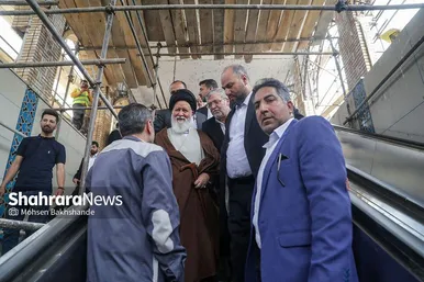 گزارش تصویری | بازدید آیت‌الله علم‌الهدی از ایستگاه باب‌الجواد(ع) مترو مشهد
