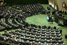 مجلس، بانک&zwnj;های دولتی را به فروش اموال مازاد خود موظف کرد (۶ اسفندماه ۱۴۰۱)