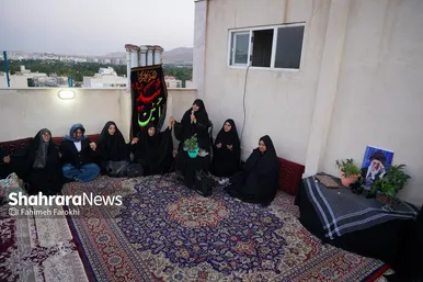 گزارش تصویری | روضه خانگی،در سوگ آقای شهید ایران