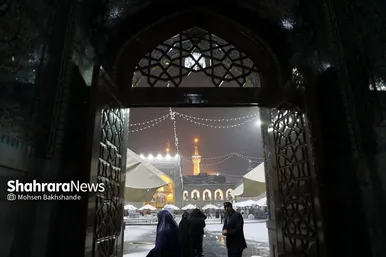 بارش برف زمستانی در حرم مطهر رضوی