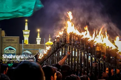 آئین سنتی مشعل گردانی نجفی‌ها در شب تاسوعا