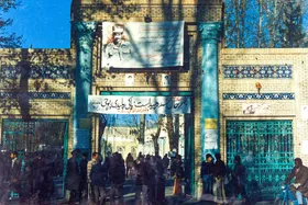 اولین دادگاه مردمی علیه شاه!