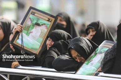 گزارش تصویری | عزاداری شهادت رهبر معظم انقلاب اسلامی، در حرم امام‌رضا(ع) - ۱
