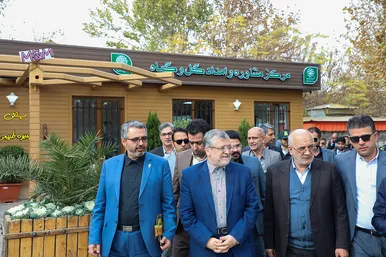 بهره برداری از مرکز مشاوره و امداد گل و گیاه در پارک نیلوفر آبی 