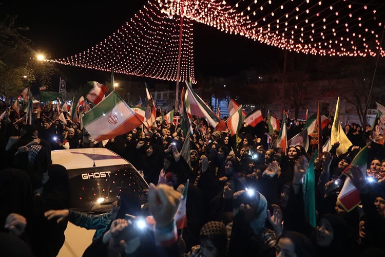 شهردار مشهد: جنگ امروز نبرد اراده‌ها است | ملت ایران در مسیر رهنمودهای رهبری حرکت می‌کند + عکس
