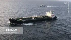 همراه با اسکورت نظامی ناوهای ونزوئلایی، دومین نفتکش ایران هم وارد ونزوئلا شد