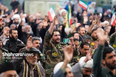 برگزاری آیین گرامیداشت سالروز نهم دی در حرم مطهر امام‌رضا(ع)