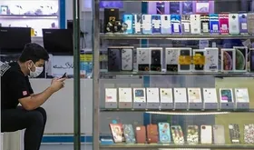 افزایش قیمت برخی مدل&zwnj;های تلفن همراه با وجود تخصیص ارز نیمایی
