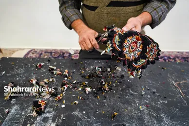 عکس | کارگاه تولید فرش‌های حرم مطهر رضوی
