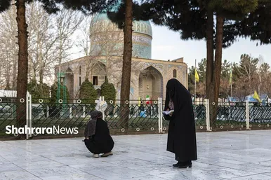 آیین چراغ برات در آرامگاه خواجه ربیع