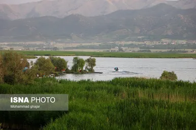 ایران زیباست | دریاچه «زریوار»