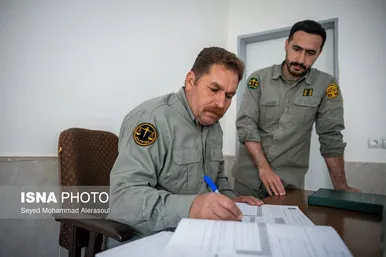 گزارش تصویری | محیط‌بانان پارک ملی تندوره