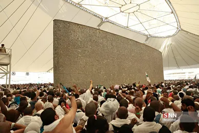 عکس‌هایی از زائران بیت الله الحرام در سرزمین وحی