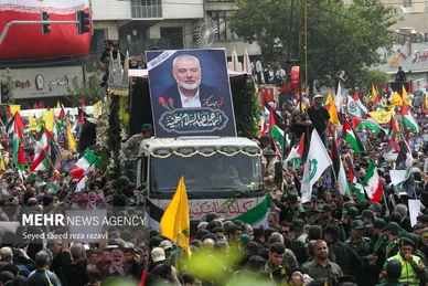 عکس‌هایی از مراسم تشییع پیکر شهید اسماعیل هنیه در تهران- ۲