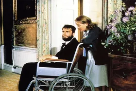 پخش فیلم &laquo;پای چپ من&raquo; به مناسبت روز جهانی معلولان