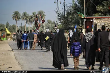 هم‌قدم با زائران کربلا در کنار فرات