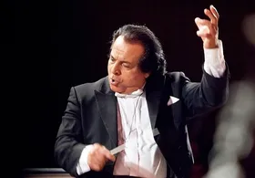 علی رهبری پروژه &laquo;تخت جمشید&raquo; و &laquo;هزار و یک شب&raquo; را در سن پترزبورگ اجرا می&zwnj;کند