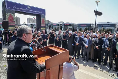 رونمایی از ١۵٠ دستگاه ون و اتوبوس با حضور وزیر کشور در مشهد