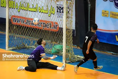 لیگ برتر فوتسال | مسابقه فرش آرا مشهد و سن ایچ ساوه