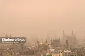 دیروز میزان آلایندگی هوای مشهد ۱۰ برابر بیش از حد مجاز بود | باران بیش از مسئولان به پاک‌سازی هوای شهر کمک کرد