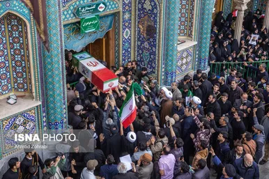 گزارش تصویری | تشییع پیکر شهید «علی لاریجانی» و «مرتضی لاریجانی» - قم