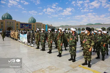 صبحگاه مشترک نیرو‌های مسلح در مسجد جمکران