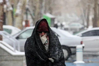 بارش برف در مشهد