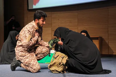 همایش خواهران خورشید
