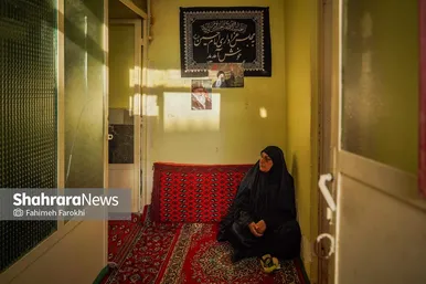 گزارش تصویری | روضه خانگی،در سوگ آقای شهید ایران