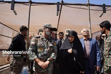 گزارش تصویری | بازدید معاون زنان و خانواده رئیس‌جمهور از روند خروج مهاجران افغانستانی غیرمجاز